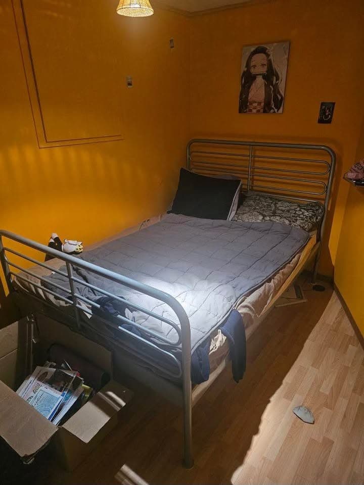 Templeson Crescent: bedroom 1